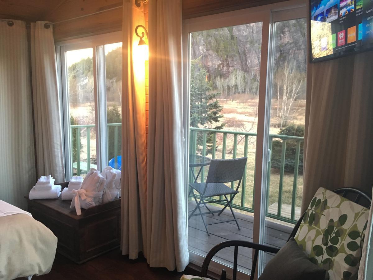 La Chouette Viree Bed & Breakfast Гранд Бержерон Екстериор снимка